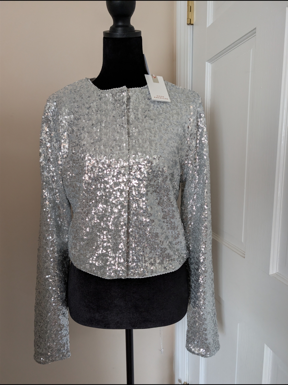 Good American NWT Metallic Silver Sequin Cropped Top Medium Cardigan